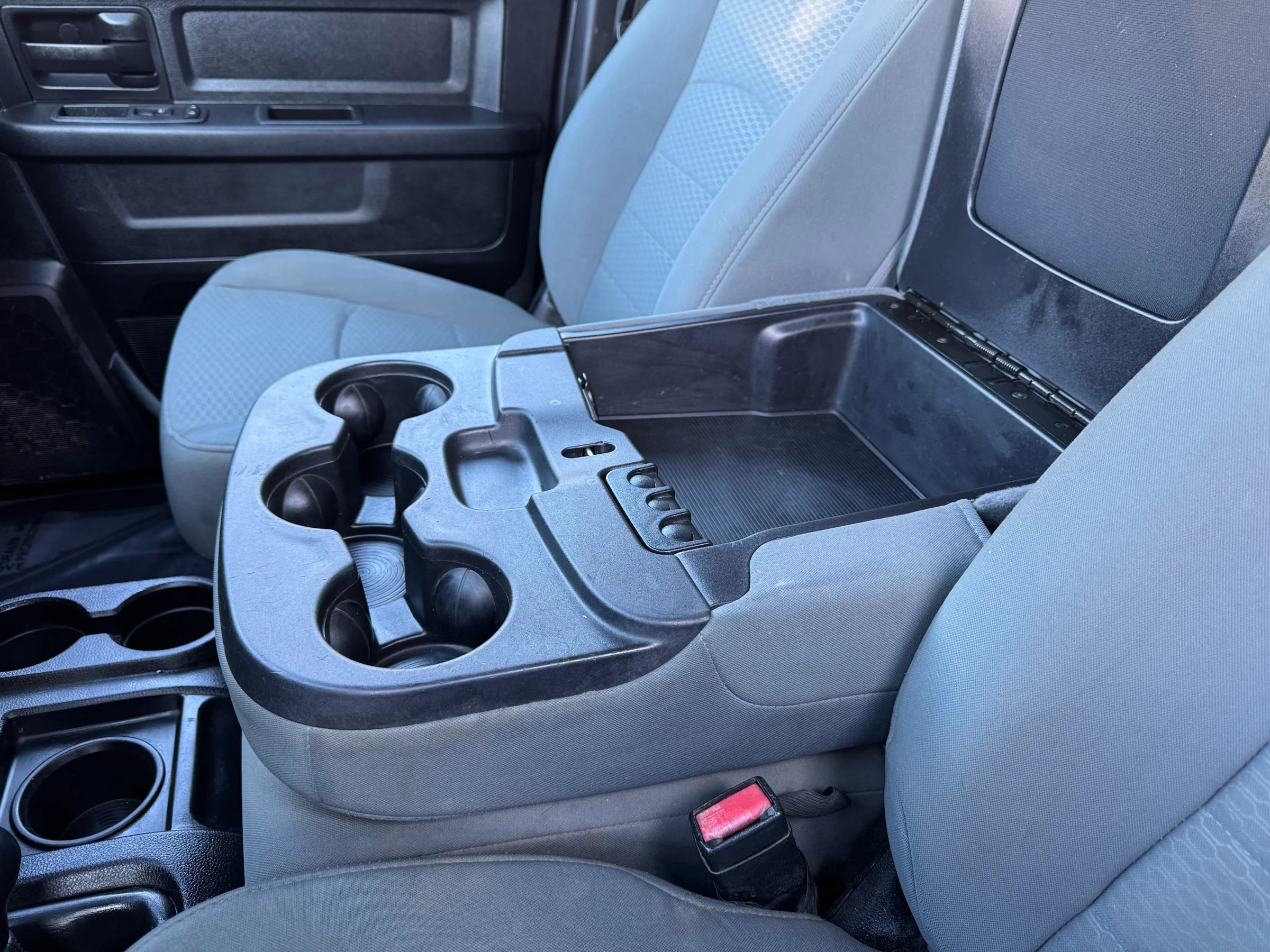 Used 2013 RAM 2500 Tradesman w/ Chrome Appearance Group AWD/4WD image 21