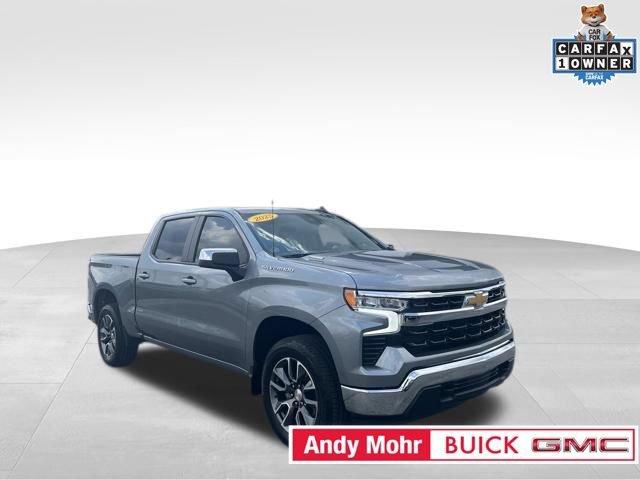 Used 2025 Chevrolet Silverado 1500 LT AWD/4WD image 2