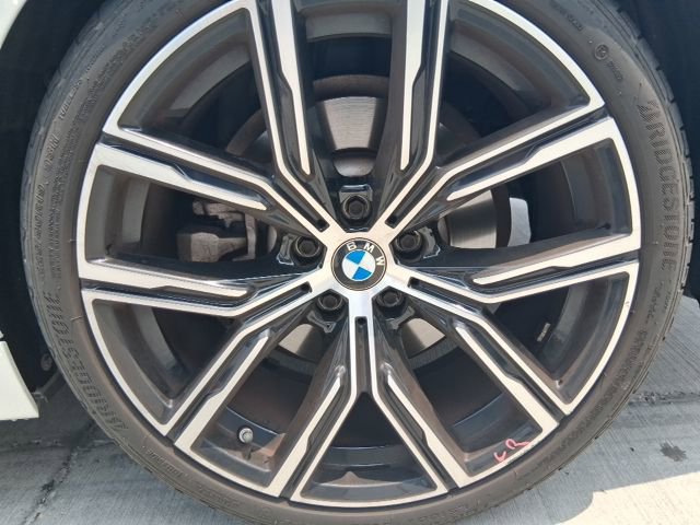 Used 2024 BMW 230i Coupe w/ Convenience Package RWD image 20
