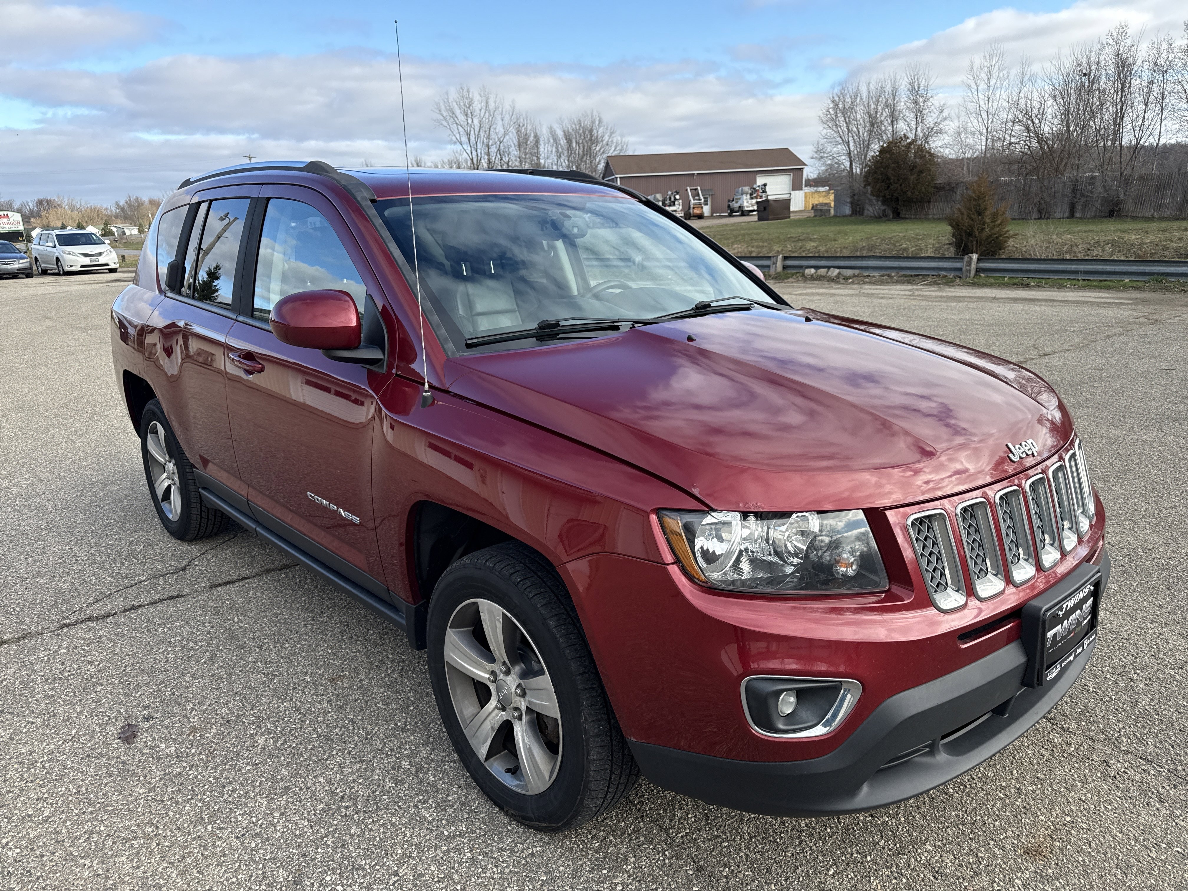 Used 2017 Jeep Compass High Altitude image 1