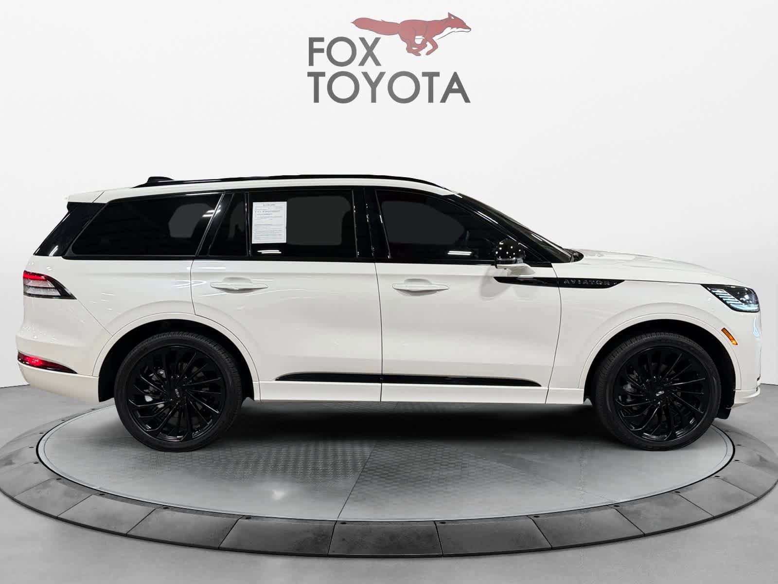 Used 2025 Lincoln Aviator Reserve w/ Equipment Group 201A AWD/4WD image 7