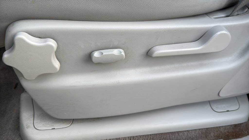 Used 2014 Chevrolet Tahoe LT RWD image 21