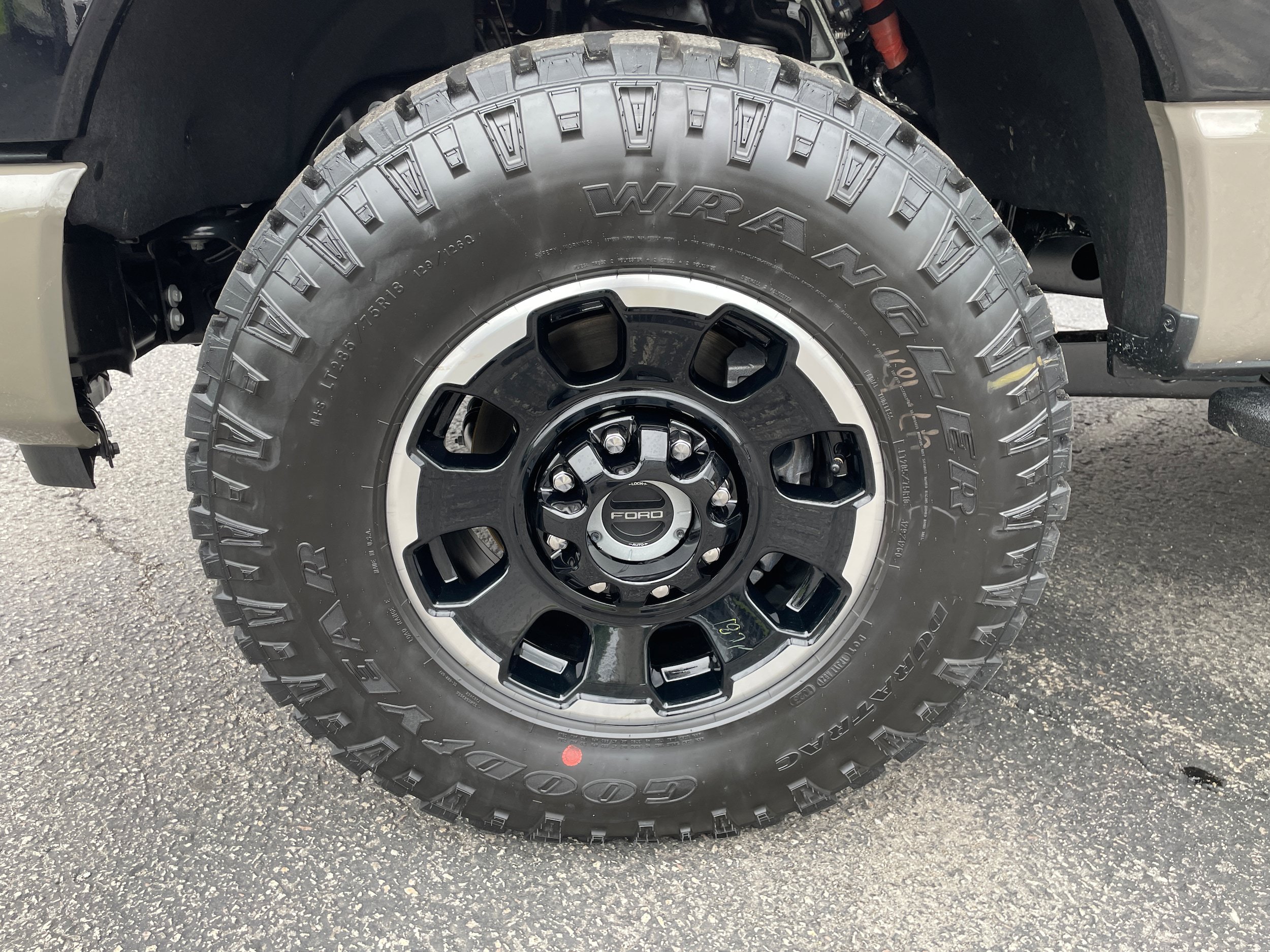New 2026 Ford F250 King Ranch w/ Tremor Off-Road Package AWD/4WD image 11