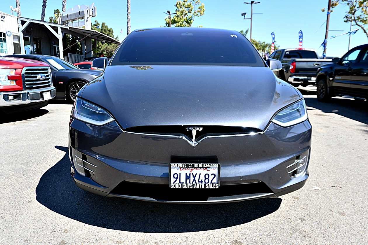 Used 2016 Tesla Model X 90D AWD/4WD image 2