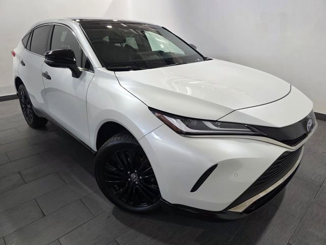 Used 2023 Toyota Venza Nightshade AWD/4WD image 7
