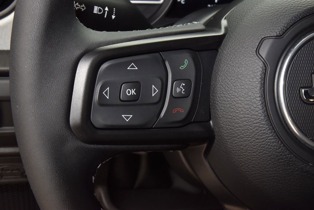 Used 2025 Jeep Gladiator Willys image 24