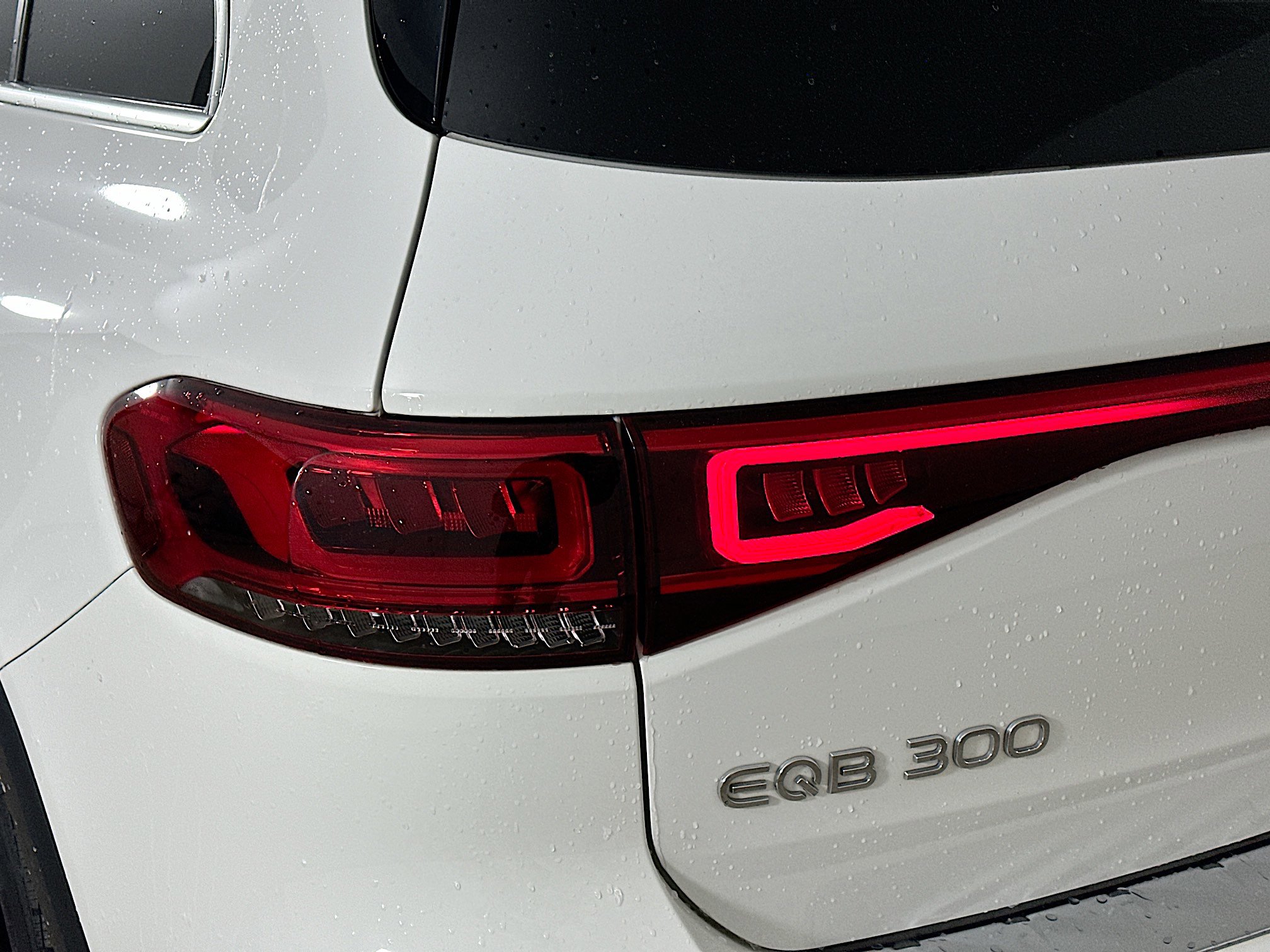 Certified 2023 Mercedes-Benz EQB 300 300 w/ Driver Assistance Package image 43