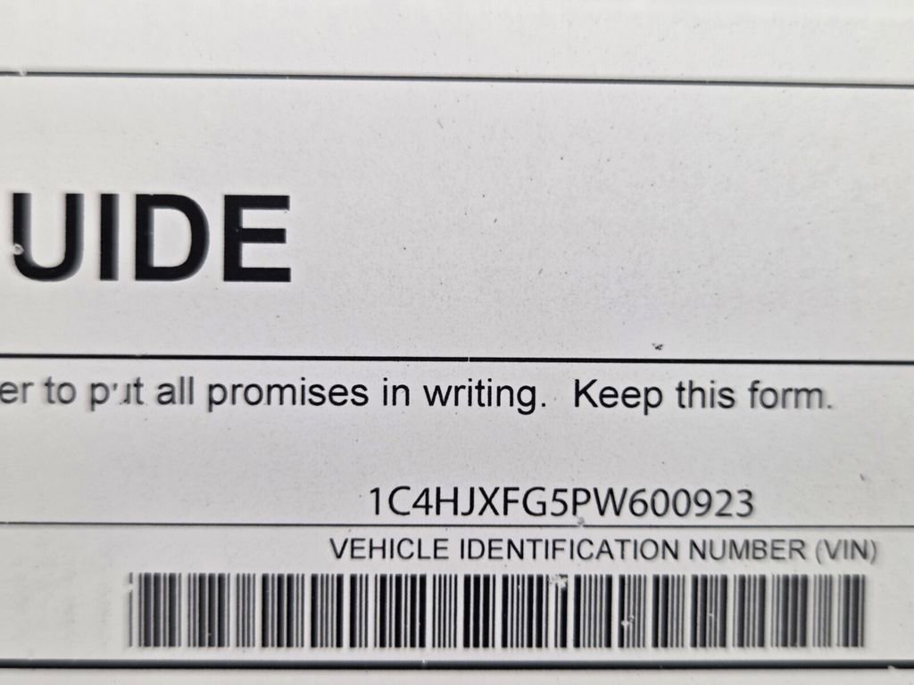 Used 2023 Jeep Wrangler Unlimited Rubicon AWD/4WD image 33