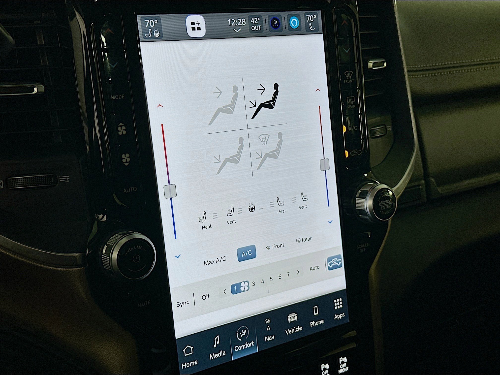 Used 2024 RAM 2500 Laramie w/ Safety Group image 24