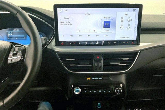 Used 2023 Ford Escape Platinum image 15