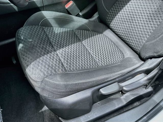 Used 2018 GMC Acadia SLE FWD image 20