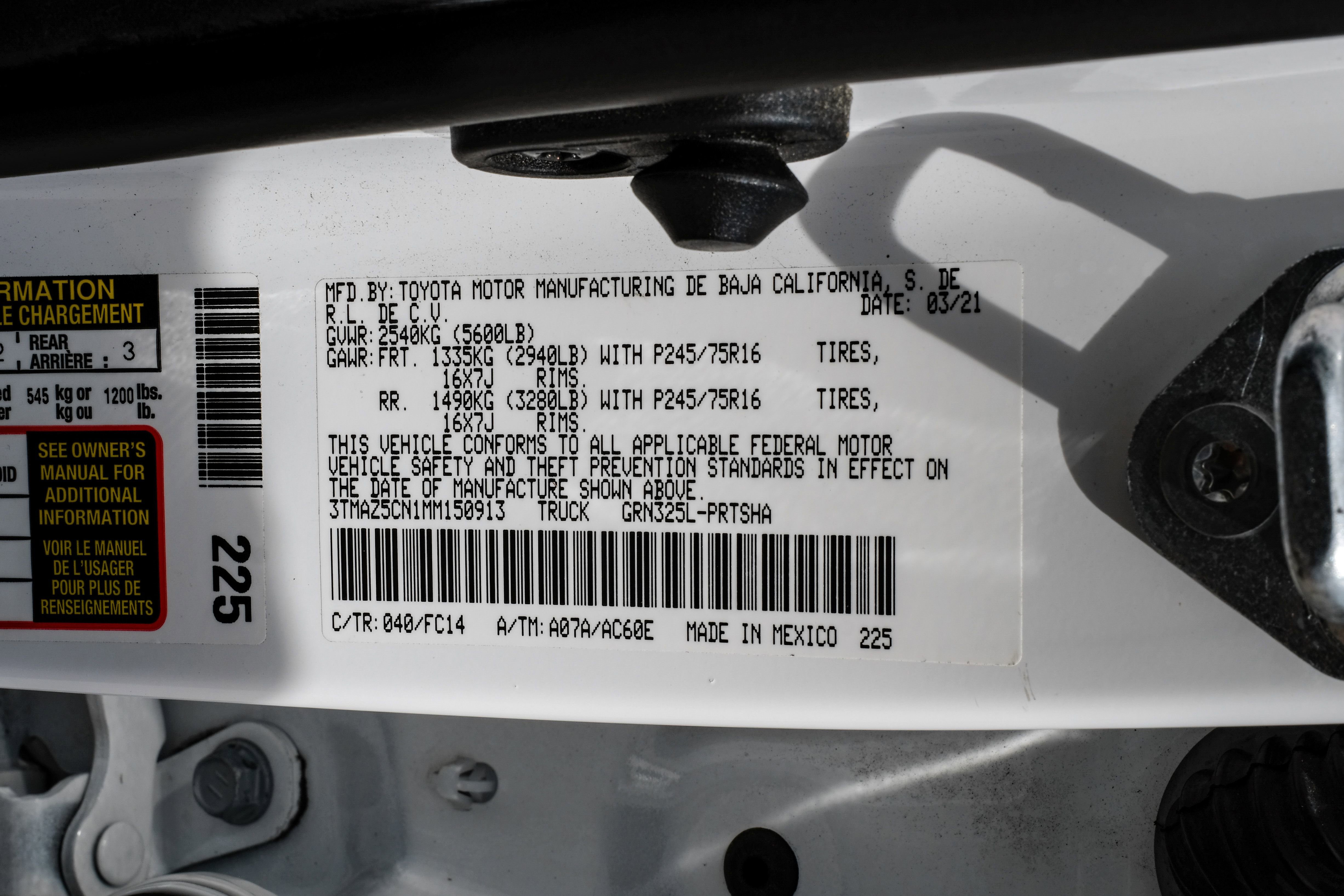 Used 2021 Toyota Tacoma SR5 RWD image 53