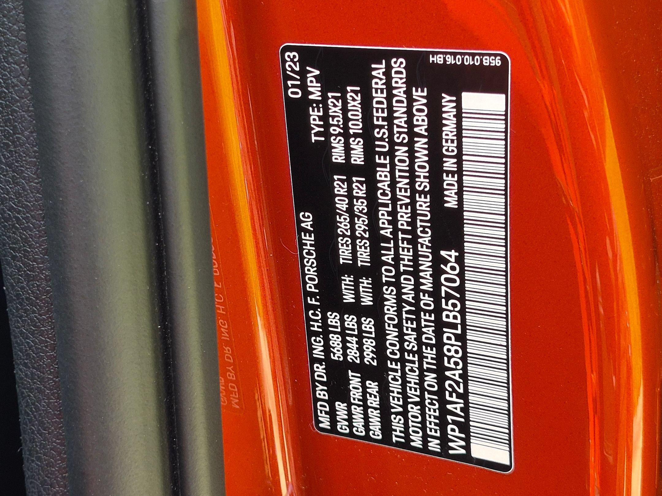 Certified 2023 Porsche Macan GTS AWD/4WD image 30