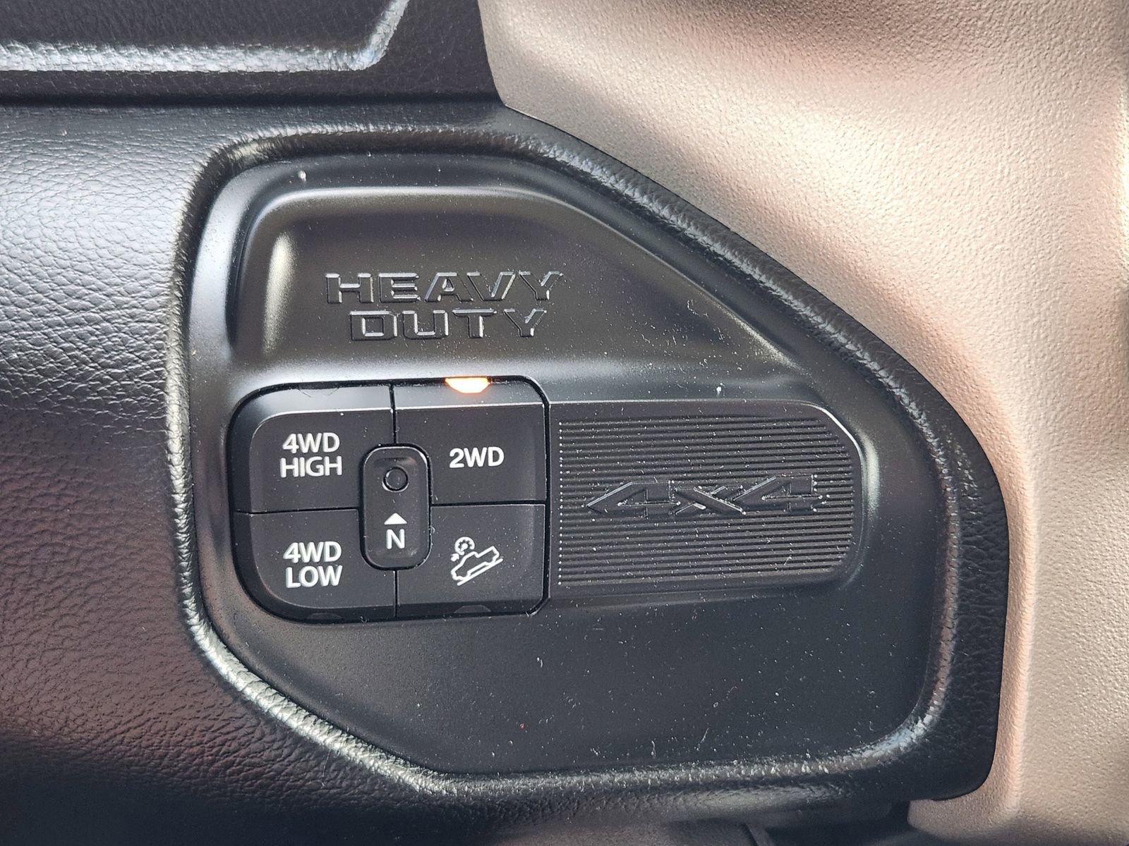 Used 2020 RAM 2500 Laramie image 24