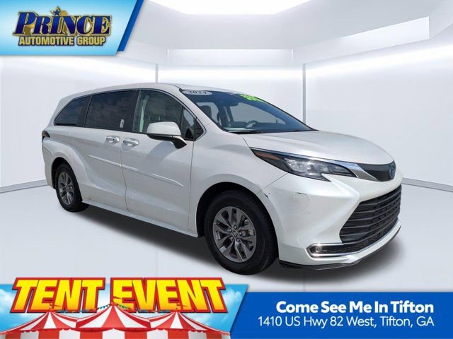 Used 2024 Toyota Sienna XLE