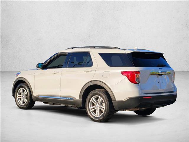 Used 2022 Ford Explorer XLT image 7