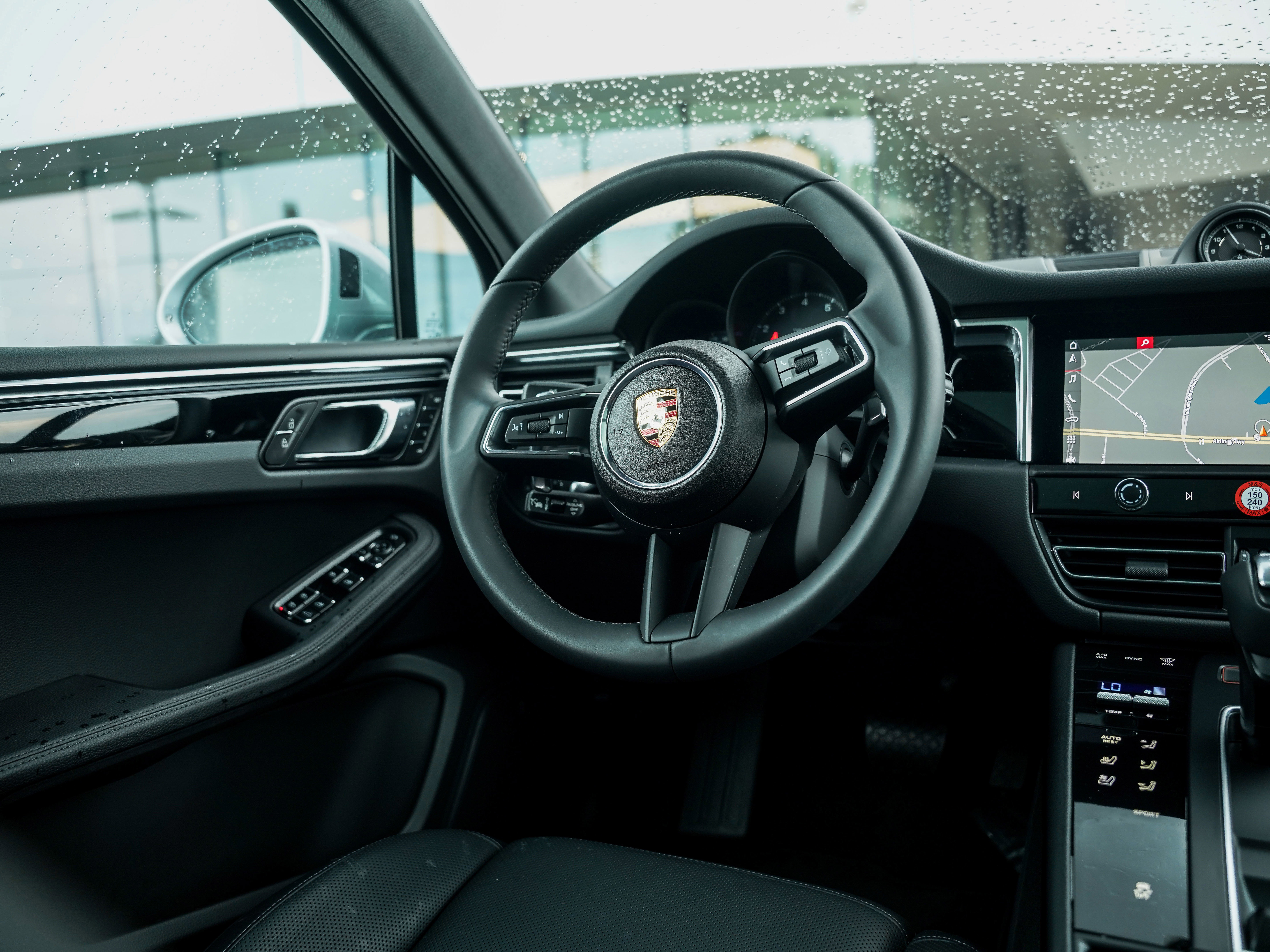 New 2025 Porsche Macan image 24