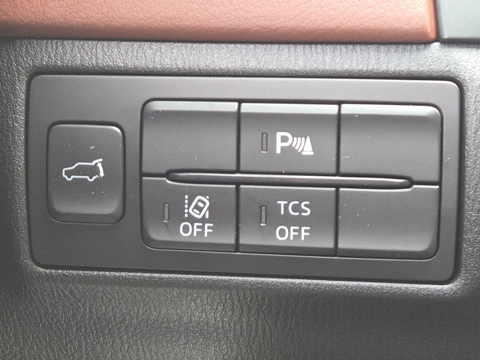 Used 2018 MAZDA CX-9 Signature AWD/4WD image 32