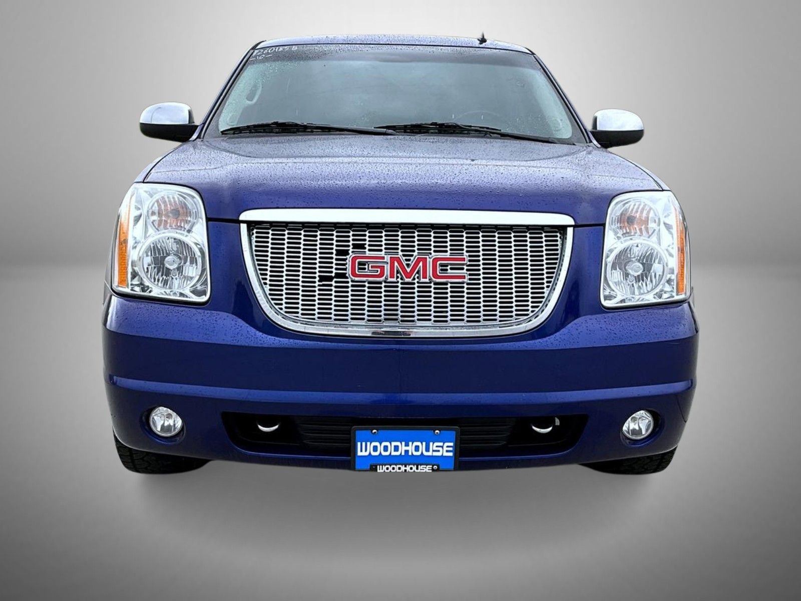 Used 2010 GMC Yukon XL SLT w/ SLT Chrome Package AWD/4WD image 2