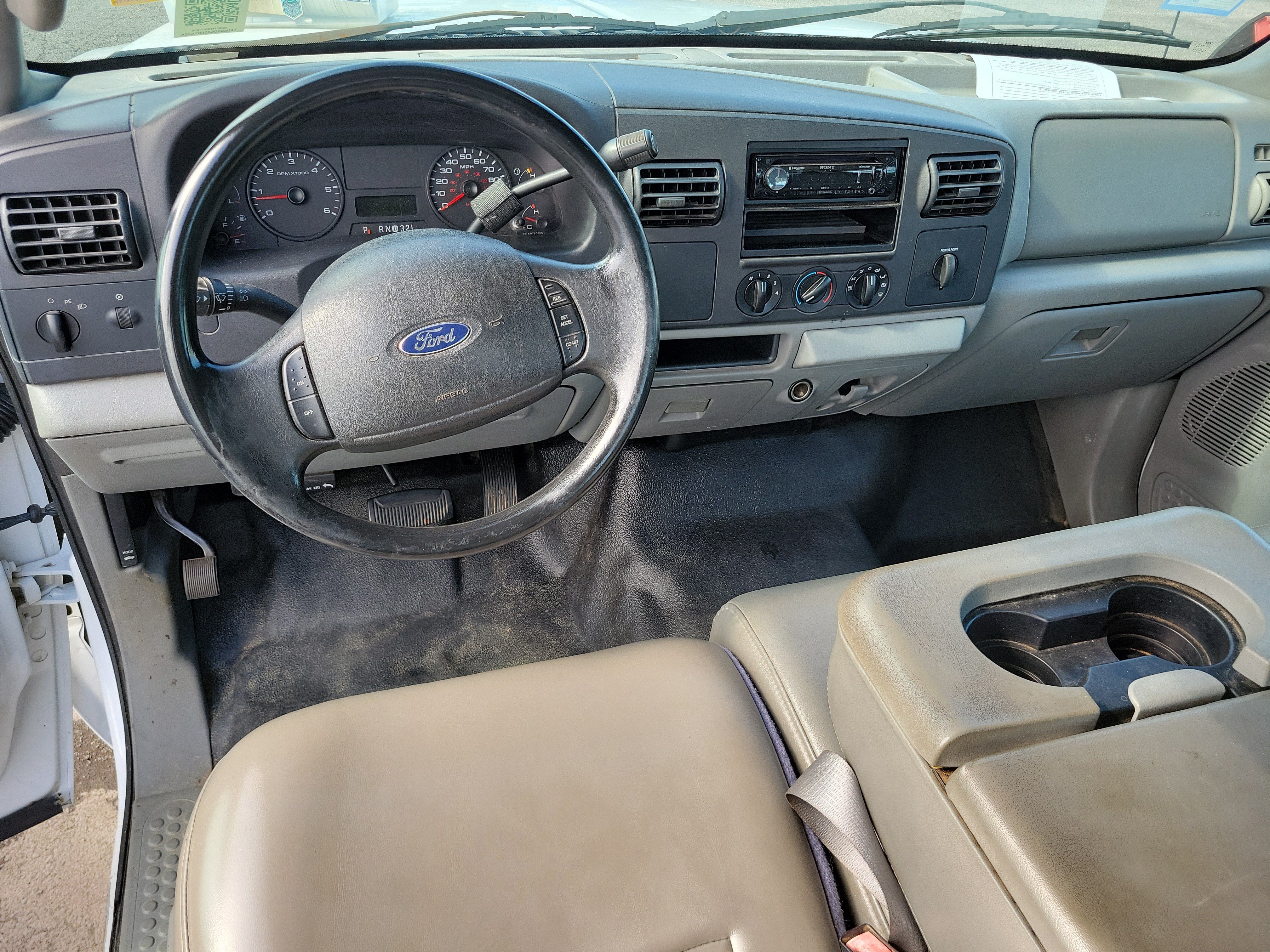 Used 2005 Ford F250 XL RWD image 14