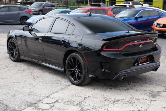 Used 2018 Dodge Charger R/T w/ Beats Audio Group RWD image 8