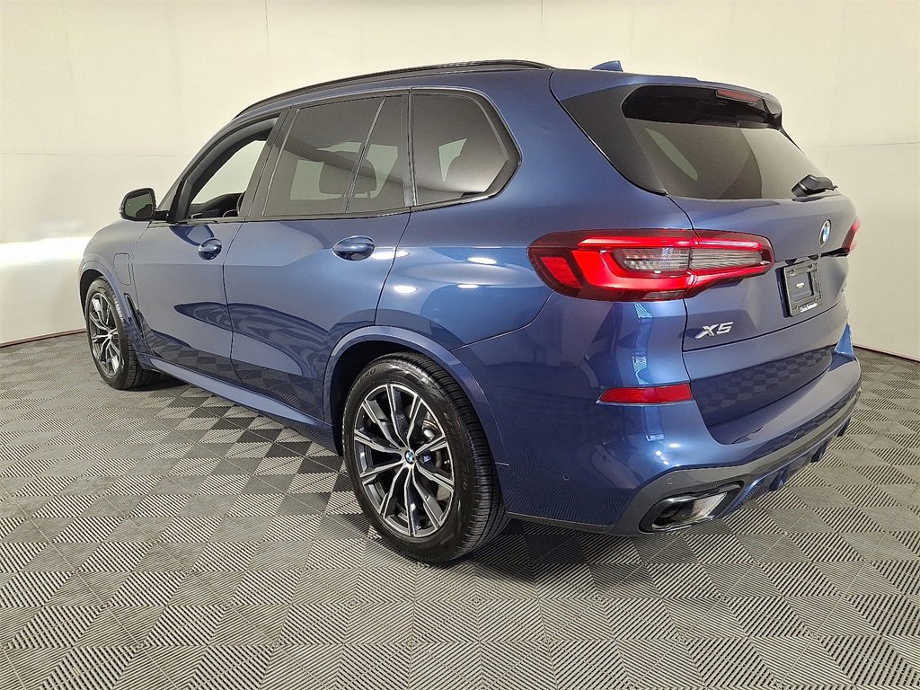 Used 2021 BMW X5 xDrive45e w/ M Sport Package image 8