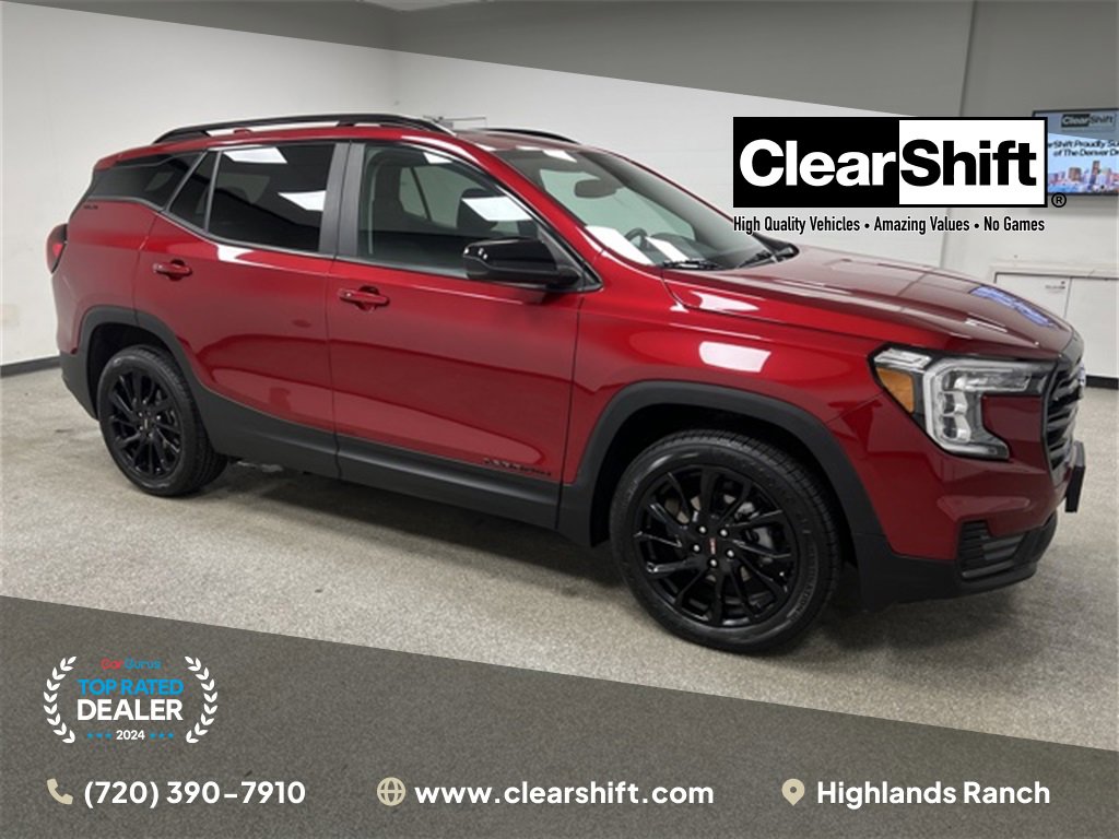Used 2024 GMC Terrain SLE w/ Driver Convenience Package