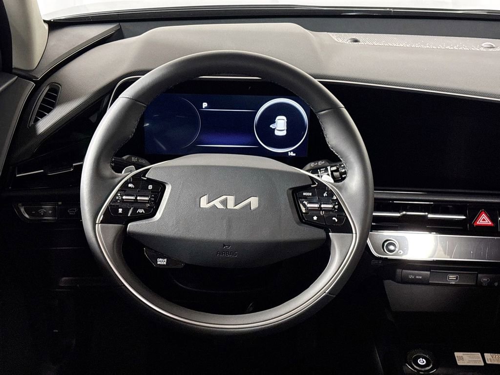 New 2026 Kia Niro Wind FWD image 13