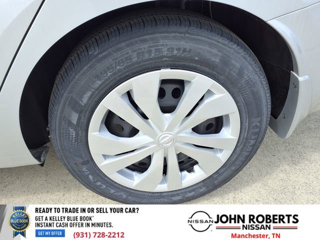 Used 2025 Nissan Versa S w/ Trunk Package image 23