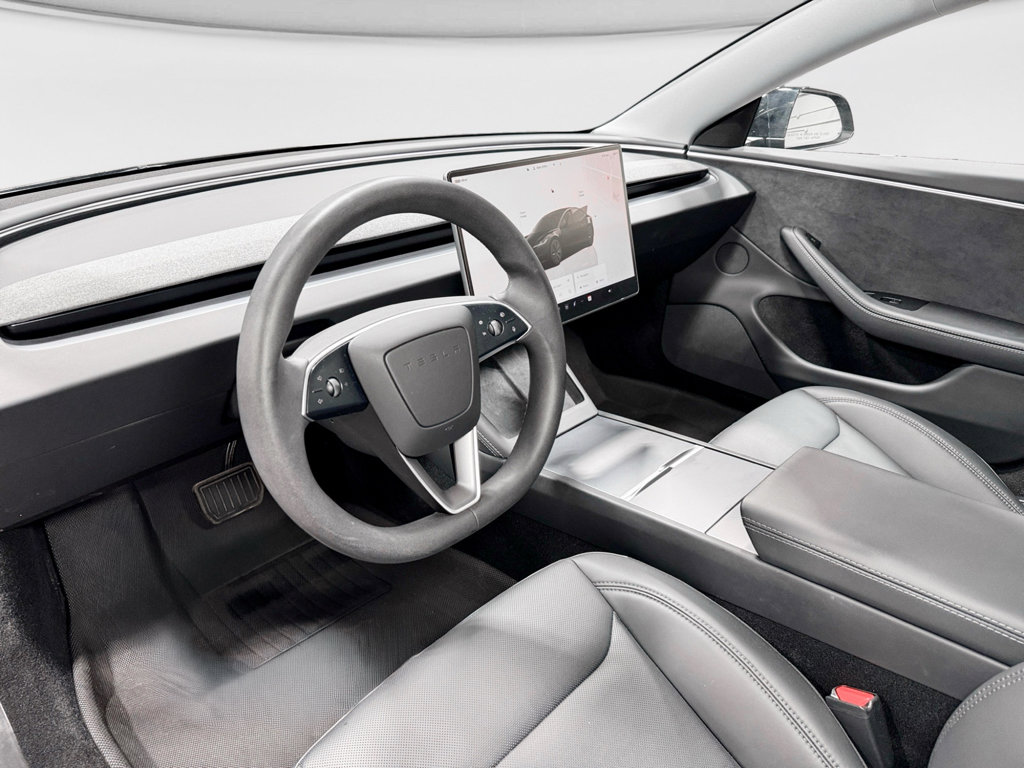 Used 2025 Tesla Model 3 Long Range image 16