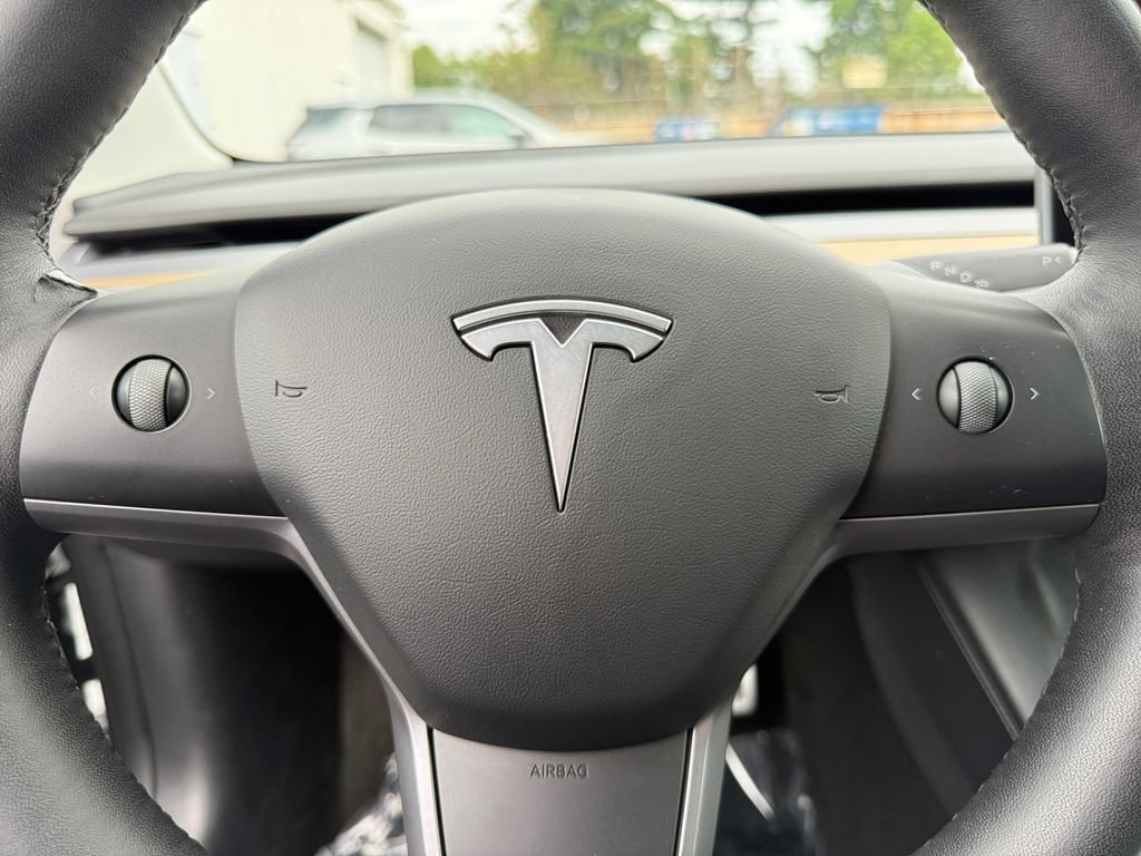 Used 2022 Tesla Model 3 Performance AWD/4WD image 19