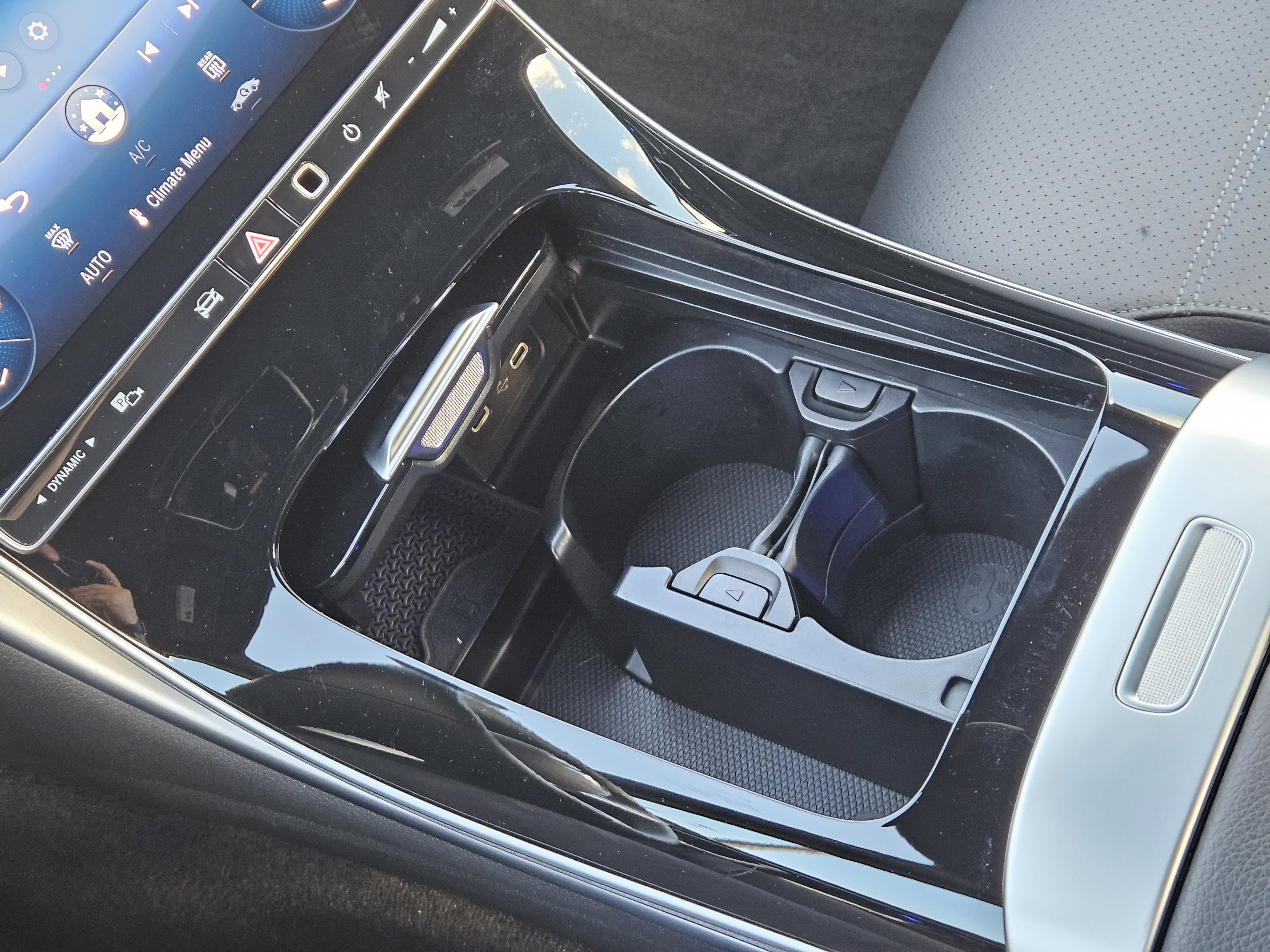 Used 2025 Mercedes-Benz C 300 Sedan image 20