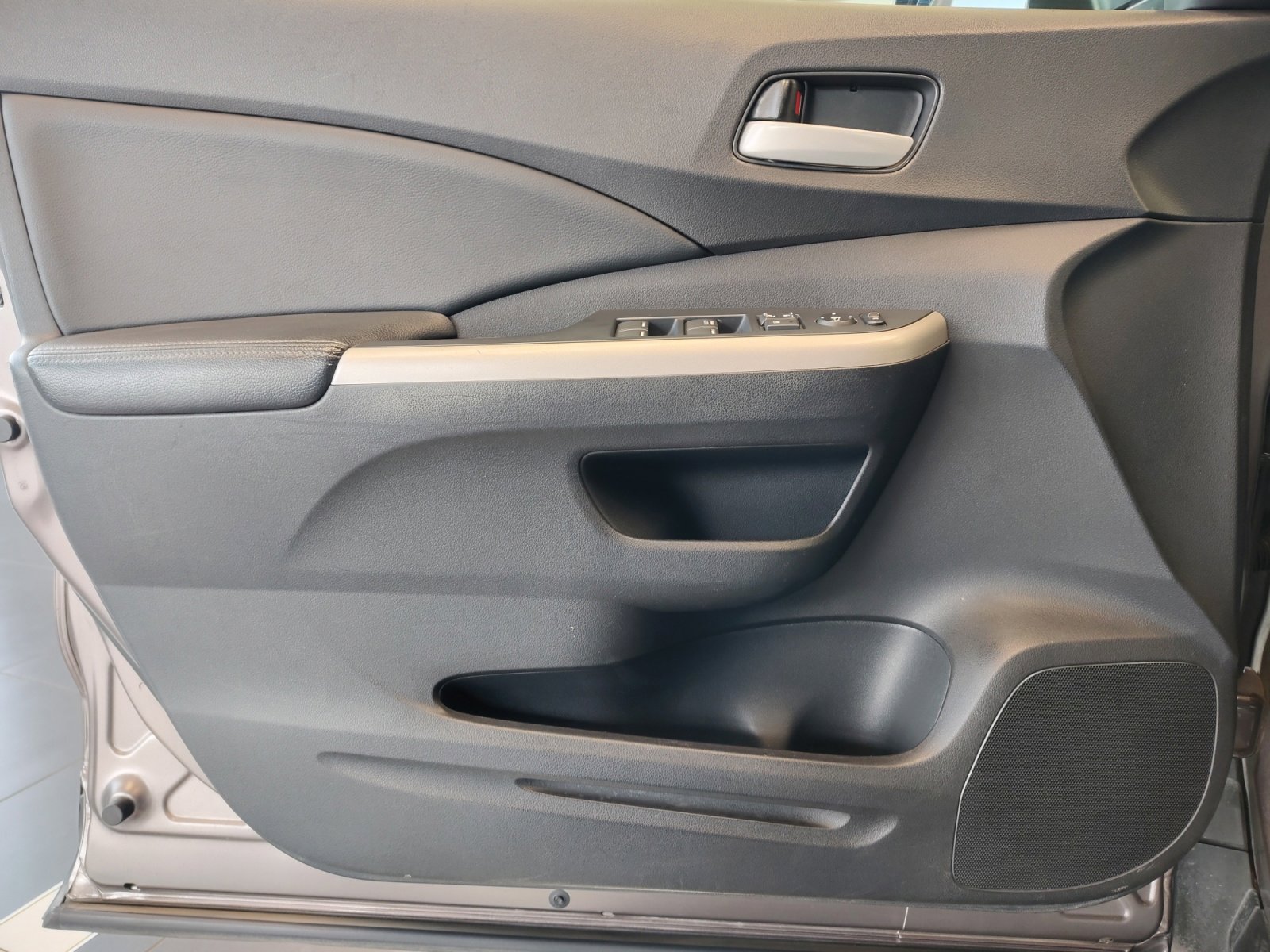 Used 2014 Honda CR-V EX-L image 25