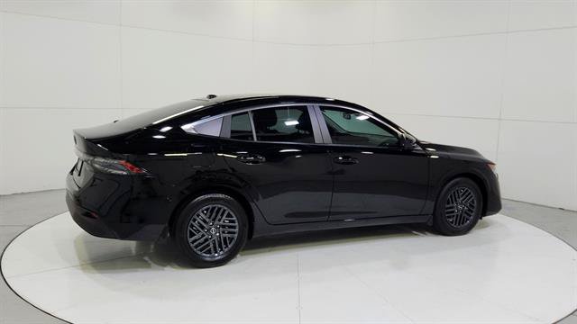 Certified 2026 Nissan Sentra SV w/ Floor Mat Package FWD image 8