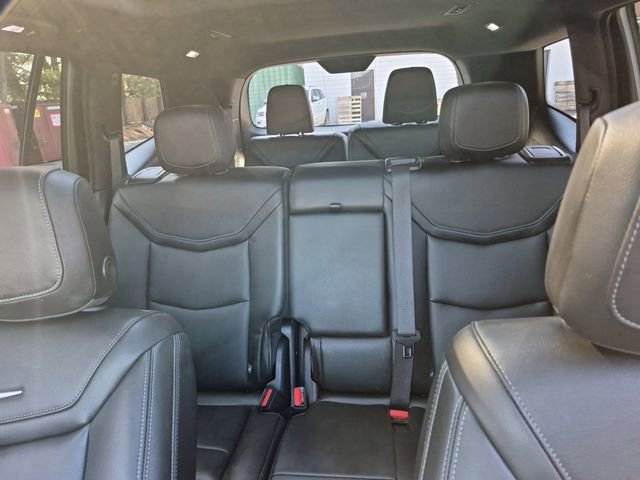 Used 2025 Cadillac XT6 Luxury image 26