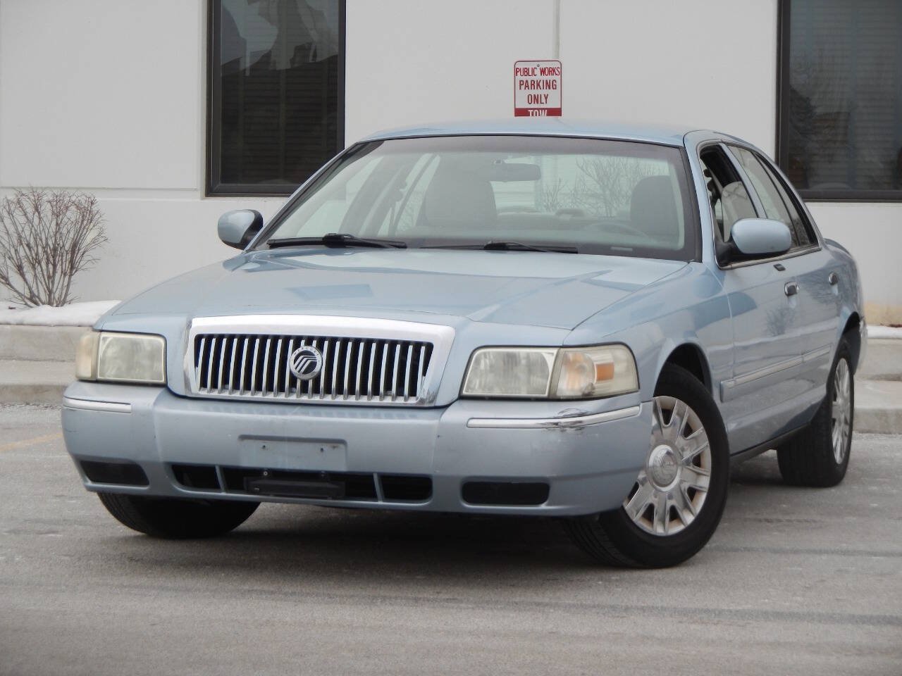 Used 2006 Mercury Grand Marquis GS RWD image 3