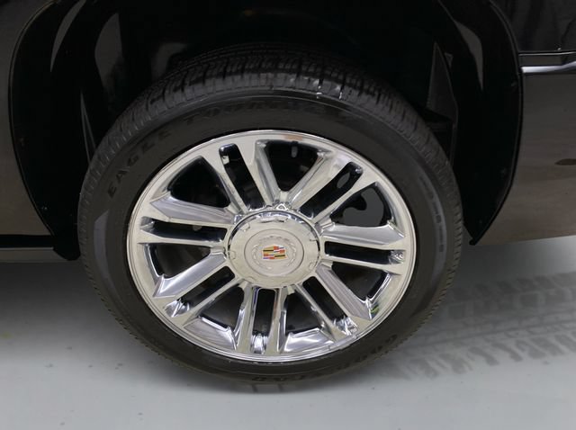 Used 2012 Cadillac Escalade ESV Platinum AWD/4WD image 19