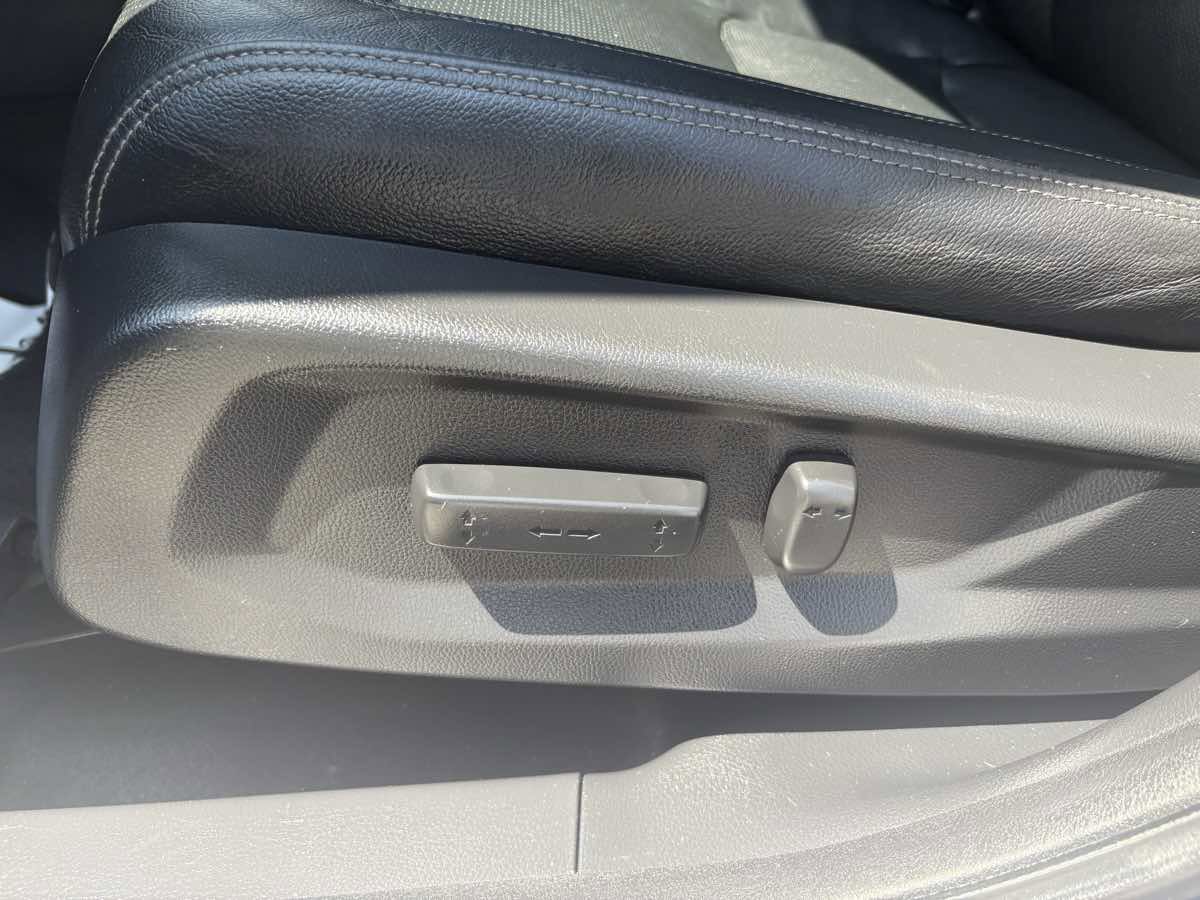 Used 2019 Honda HR-V Touring image 24