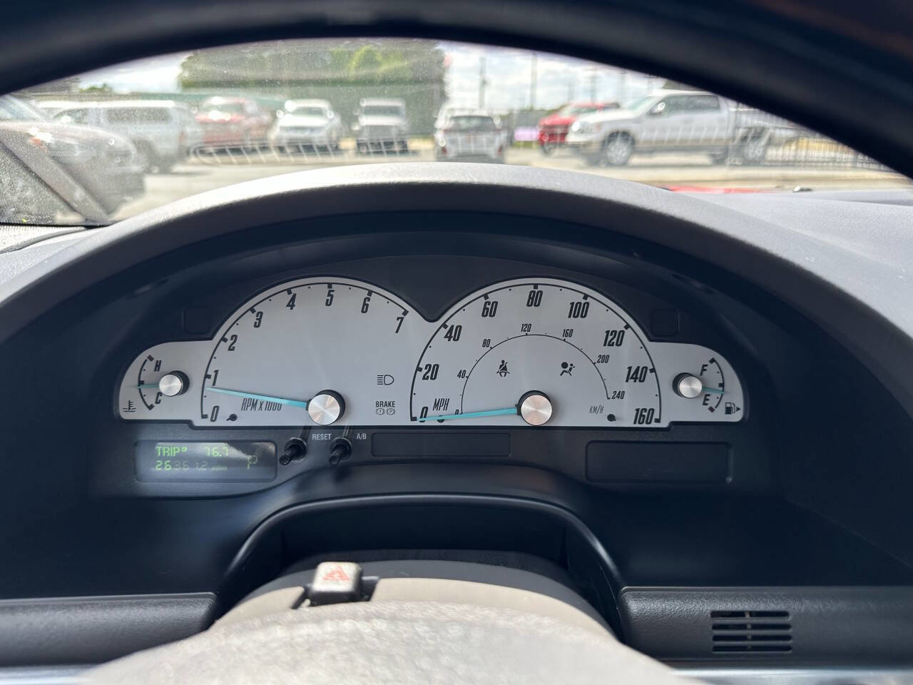 Used 2002 Ford Thunderbird Deluxe RWD image 20