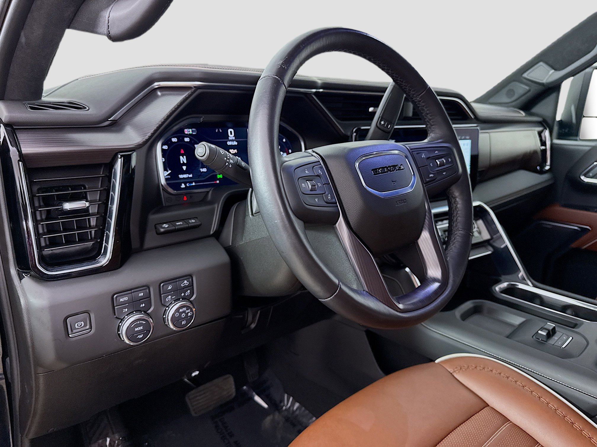 Used 2024 GMC Sierra 3500 Denali Ultimate image 9