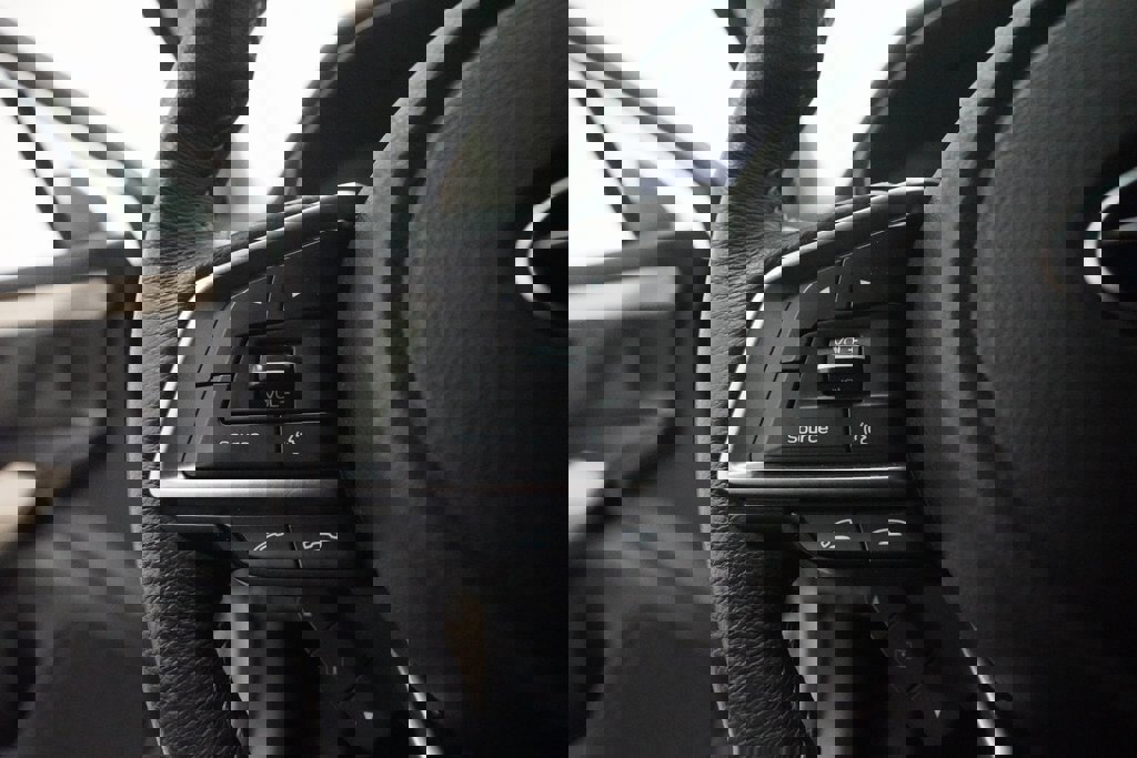 Used 2020 Subaru Outback Premium image 18