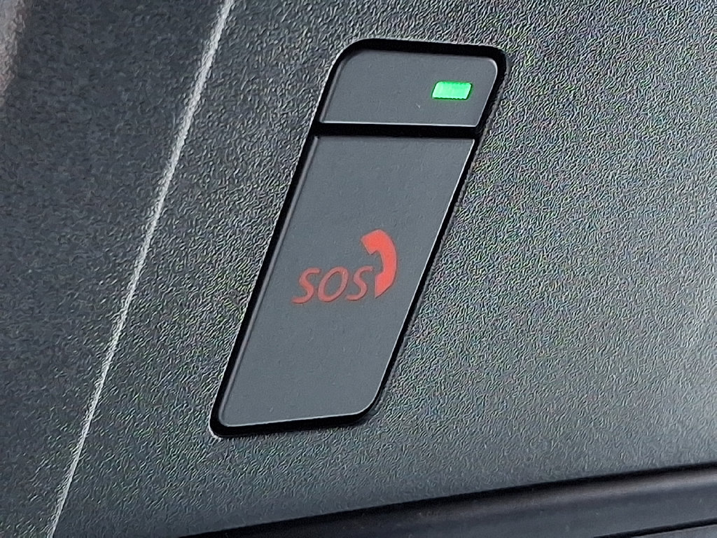 Used 2025 Nissan Pathfinder SV AWD/4WD image 25