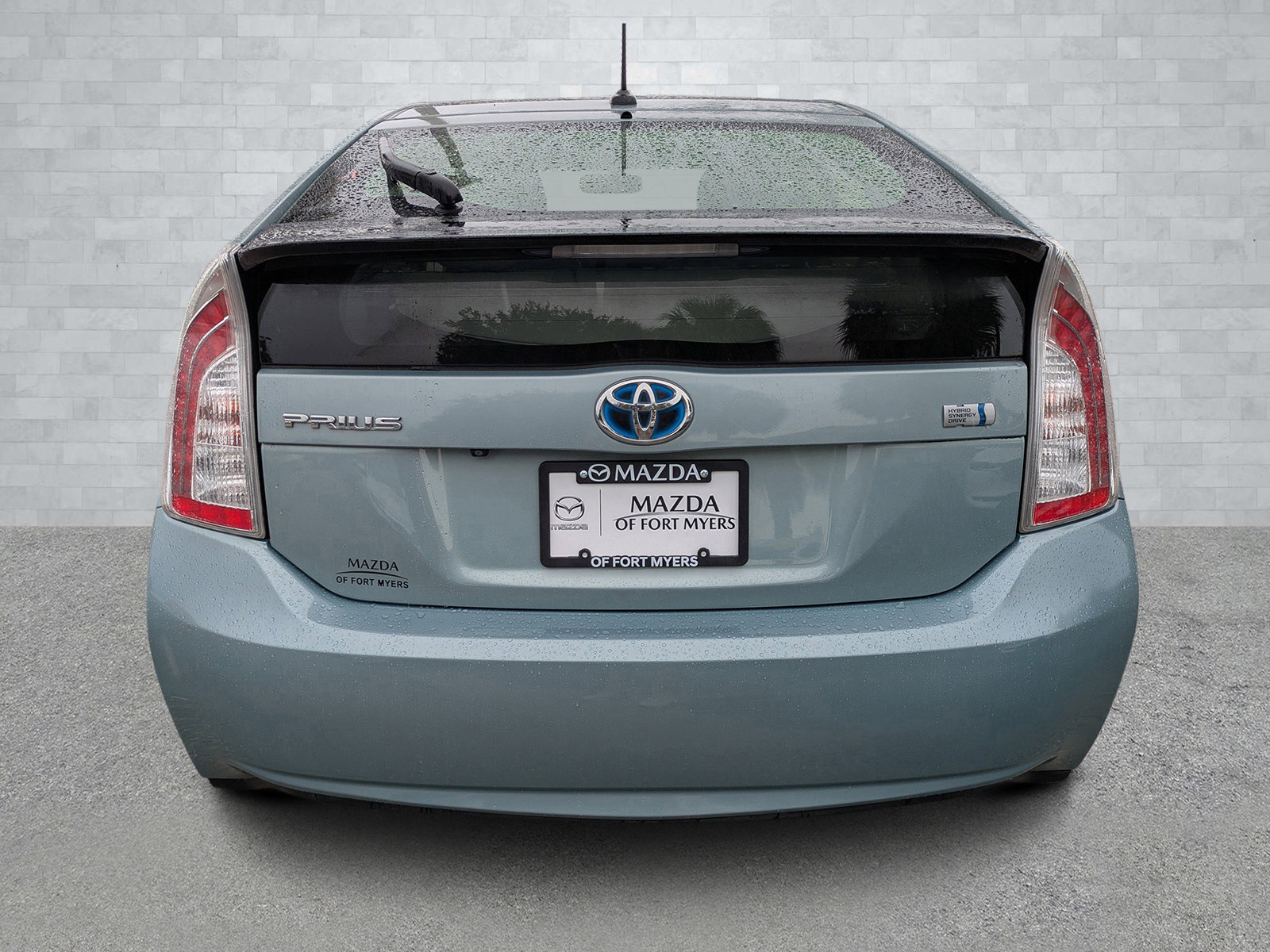 Used 2015 Toyota Prius Four image 6