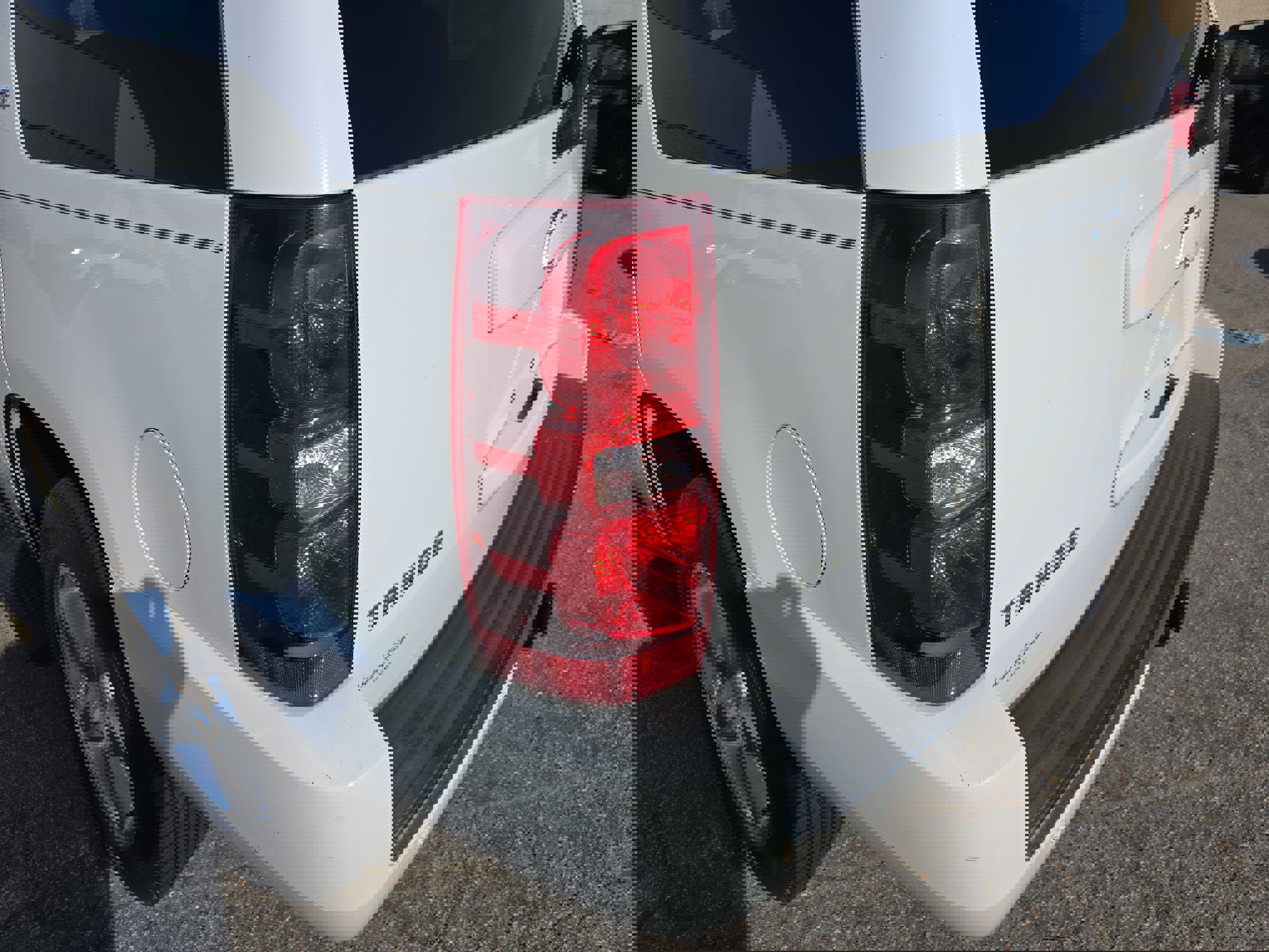 Used 2013 Chevrolet Tahoe LTZ image 37