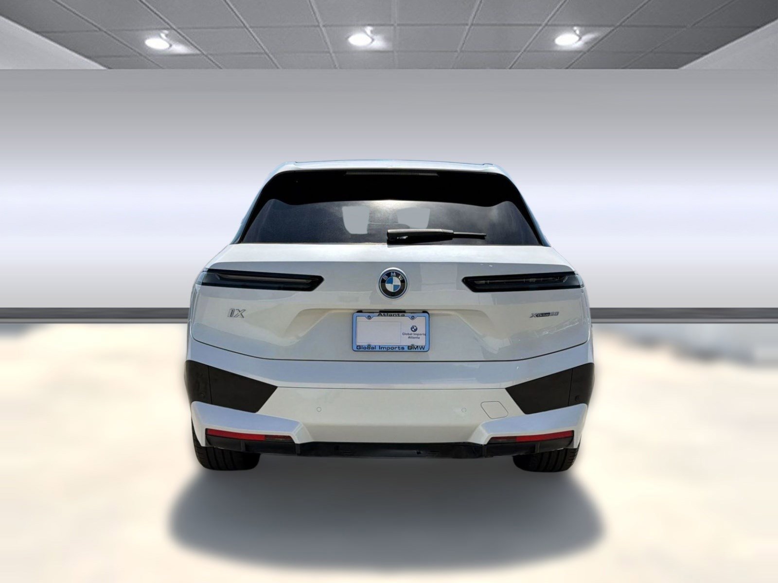 Certified 2023 BMW iX xDrive50 w/ Premium Package AWD/4WD image 9