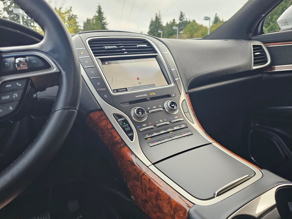 Used 2019 Lincoln Nautilus Select AWD/4WD image 31