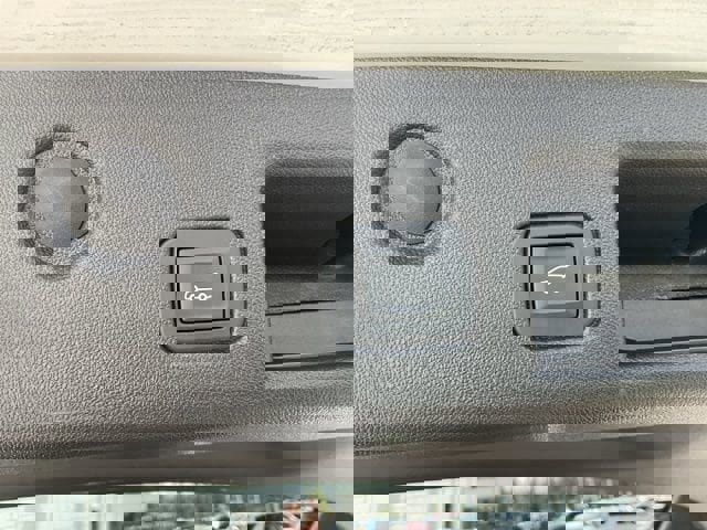 Used 2024 Chevrolet Equinox LT image 8