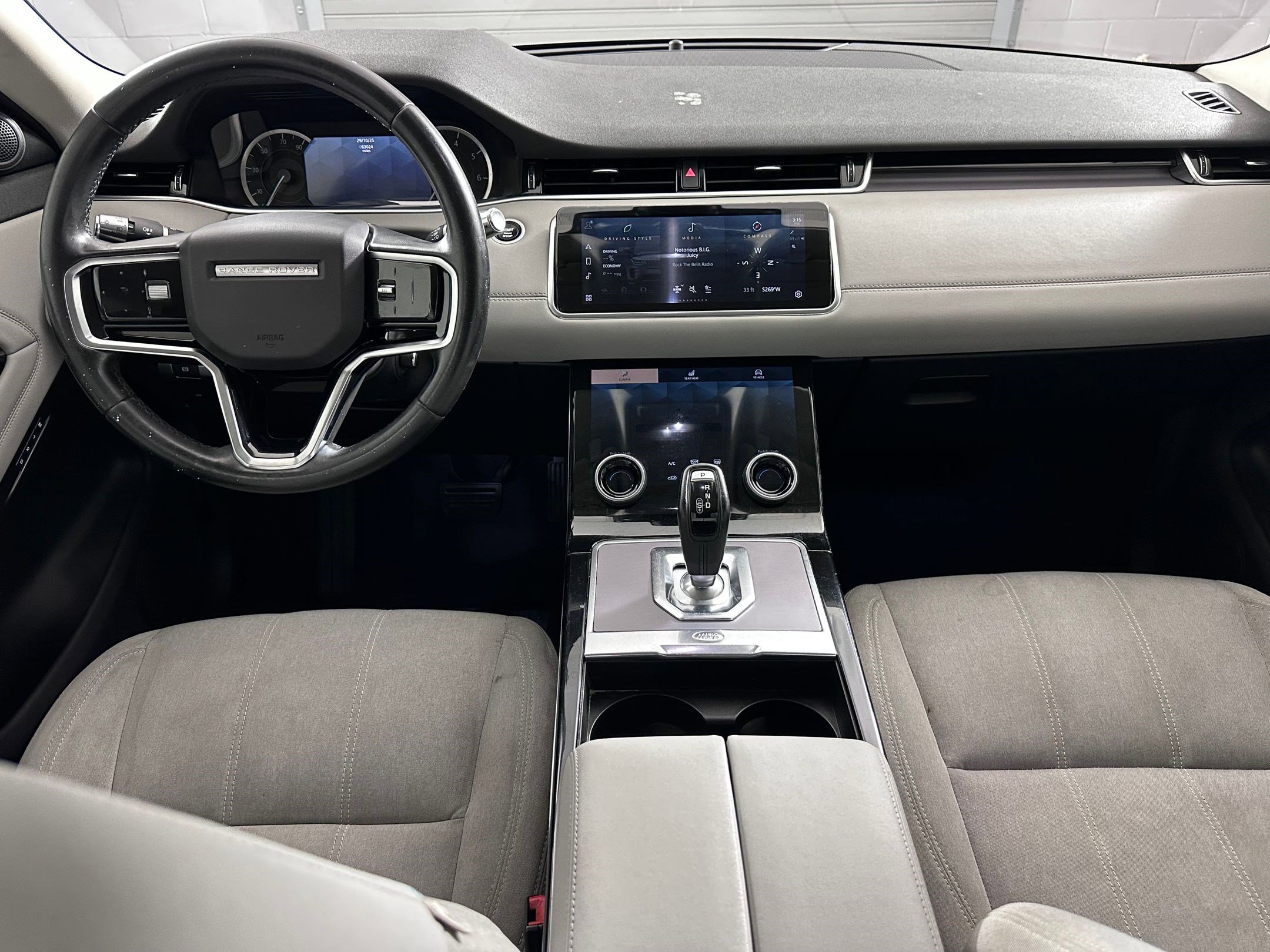 Used 2021 Land Rover Range Rover Evoque S image 13