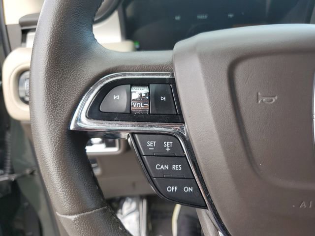 Used 2022 Lincoln Nautilus FWD image 12