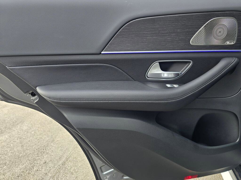 Certified 2025 Mercedes-Benz GLE 580 4MATIC image 19